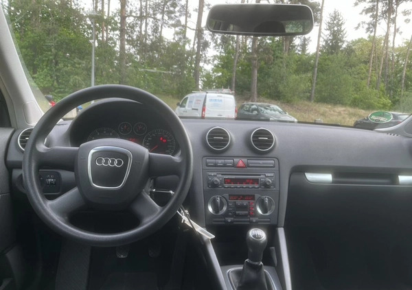 Audi A3 cena 16000 przebieg: 207000, rok produkcji 2005 z Hajnówka małe 106